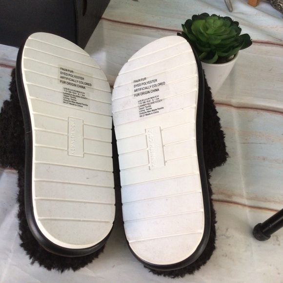 Marc Fisher Fuzzy Sandals - Picture 3 of 8